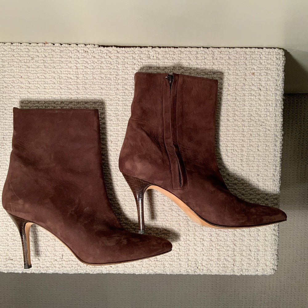 Manolo Blahnik Brown Suede Booties - Picture 2 of 4